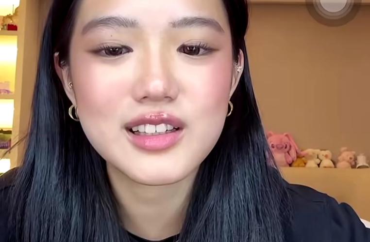 钟丽缇女儿回应复读争议 澄清休整一年重新申请