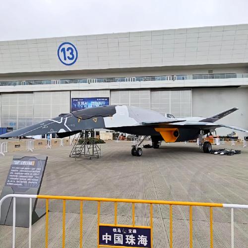 珠海航展首设海上展区 海军装备沉浸式展示