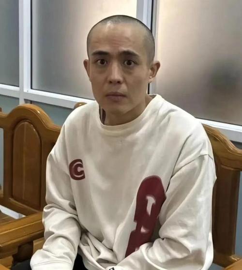 演员王星发文感恩祖国 央视披露被骗细节