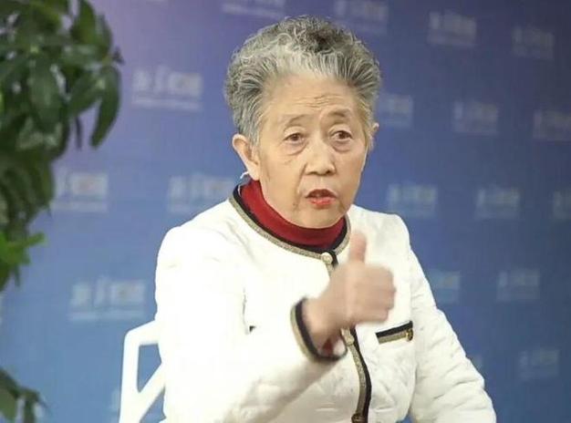 老干妈退网断网却拥抱AI